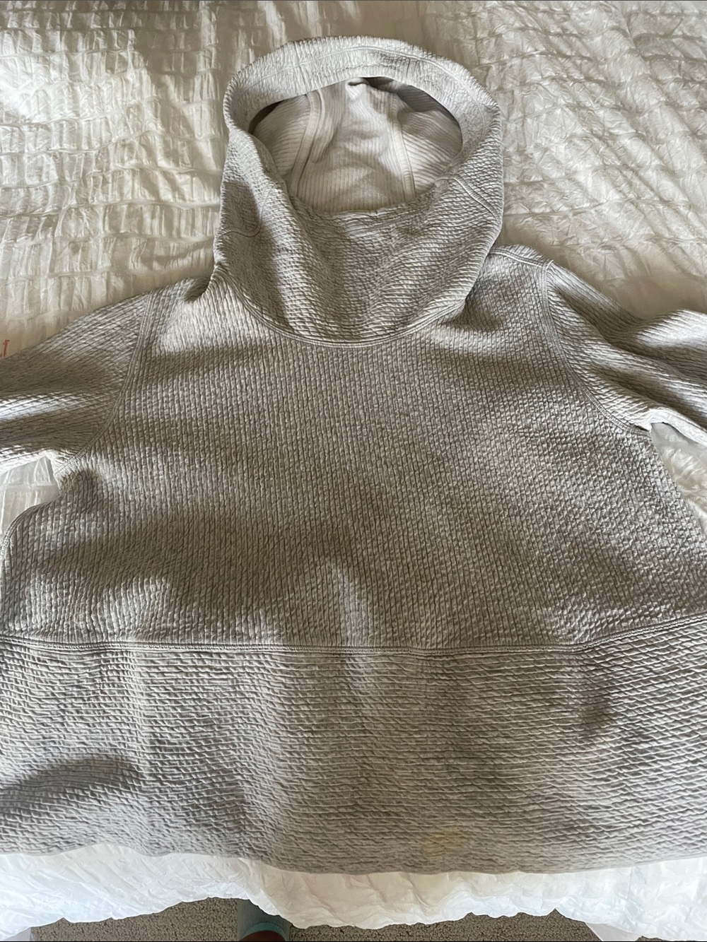 lululemon athletica Light Gray Textured Hoodie Sweatshirt- fits medium to large